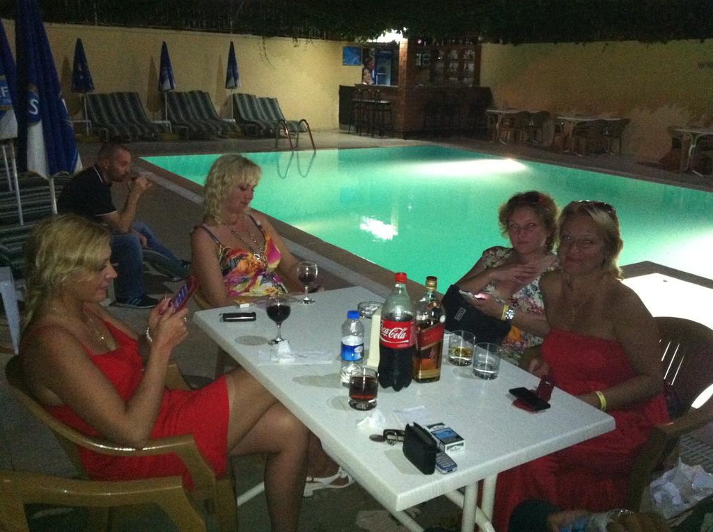 Caner Hotel Kemer Exterior foto